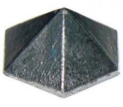 Заклёпка Пирамида (3,3 см * 3,3 см * 1,7 см)